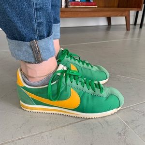 ❤️ Nike Classic Cortez Sneaker Size 8.5